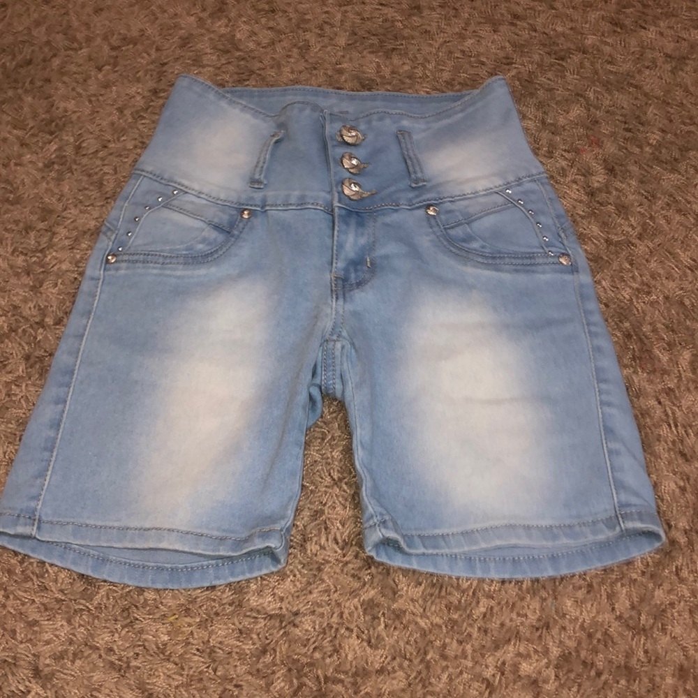 High waisted bedazzled shorts